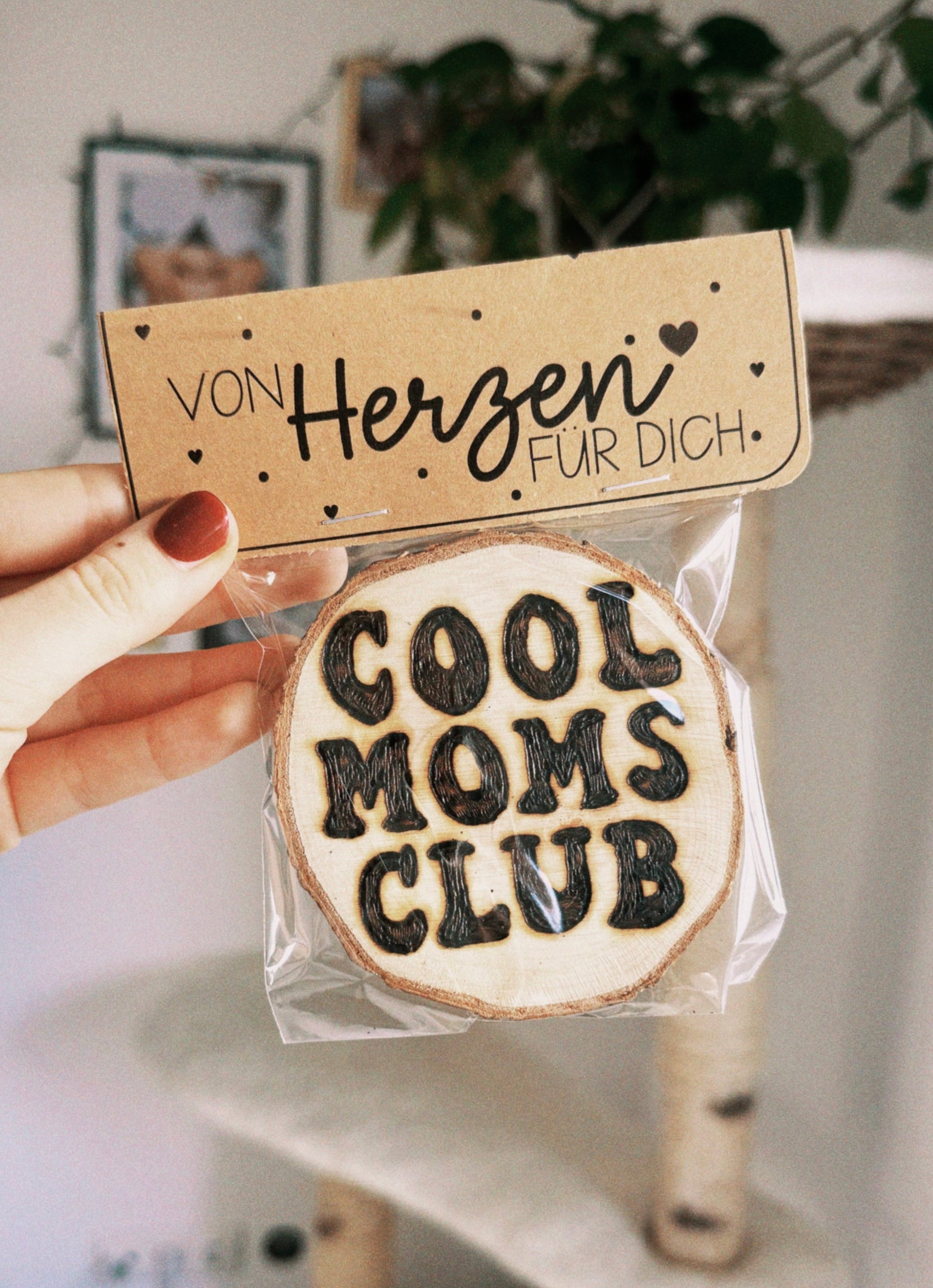 Holzscheibe / Untersetzer „cool mom“