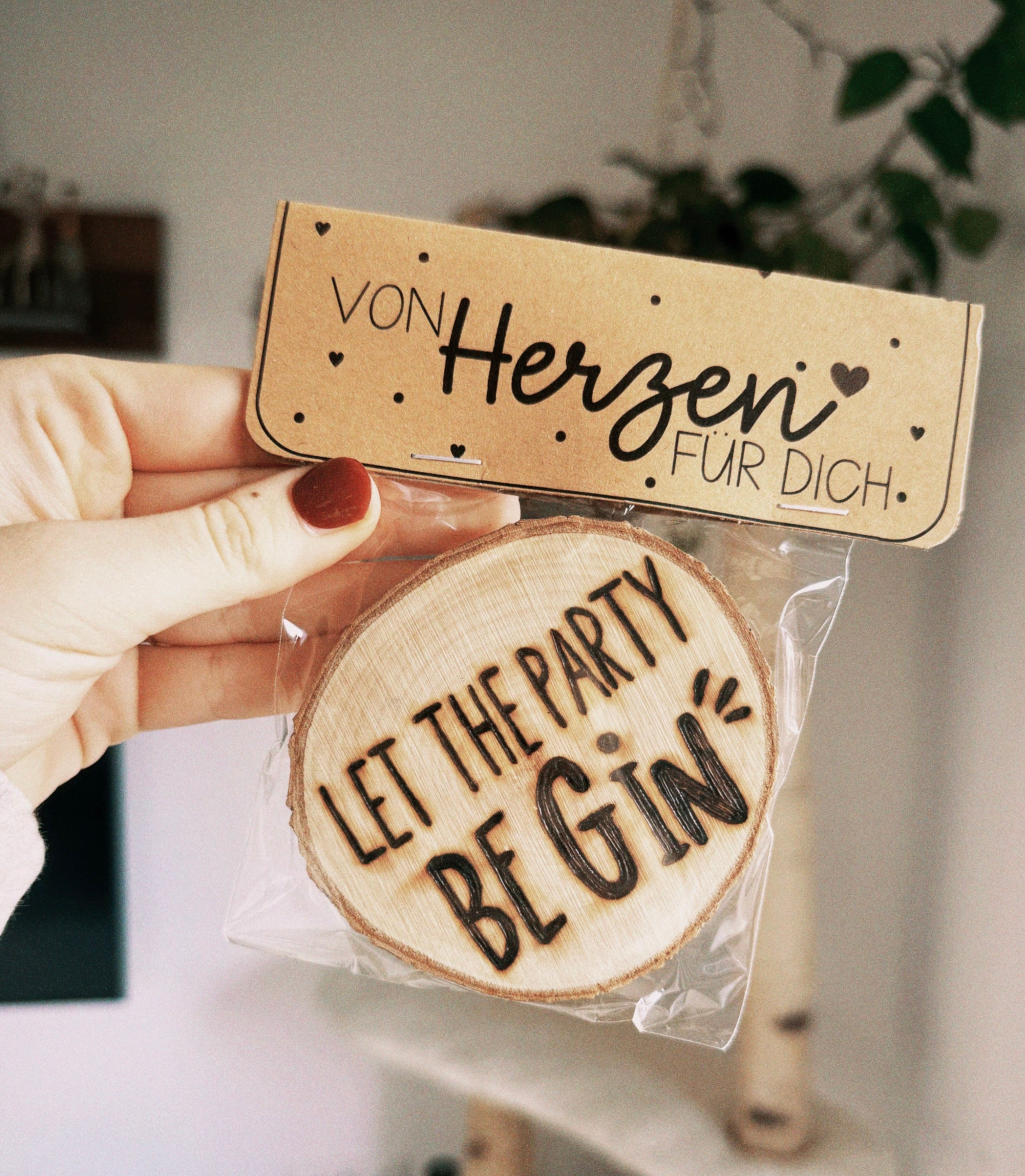 Holzscheibe / Untersetzer „be Gin“