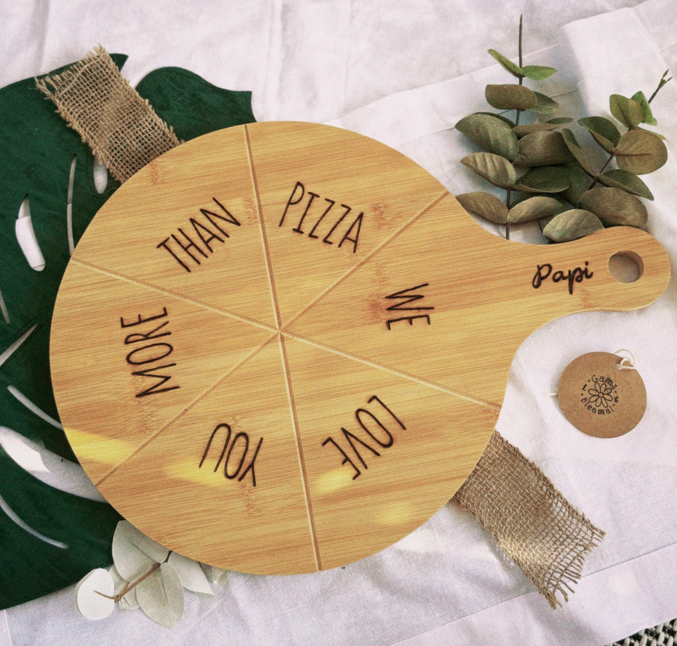 Pizzabrett mit Griff